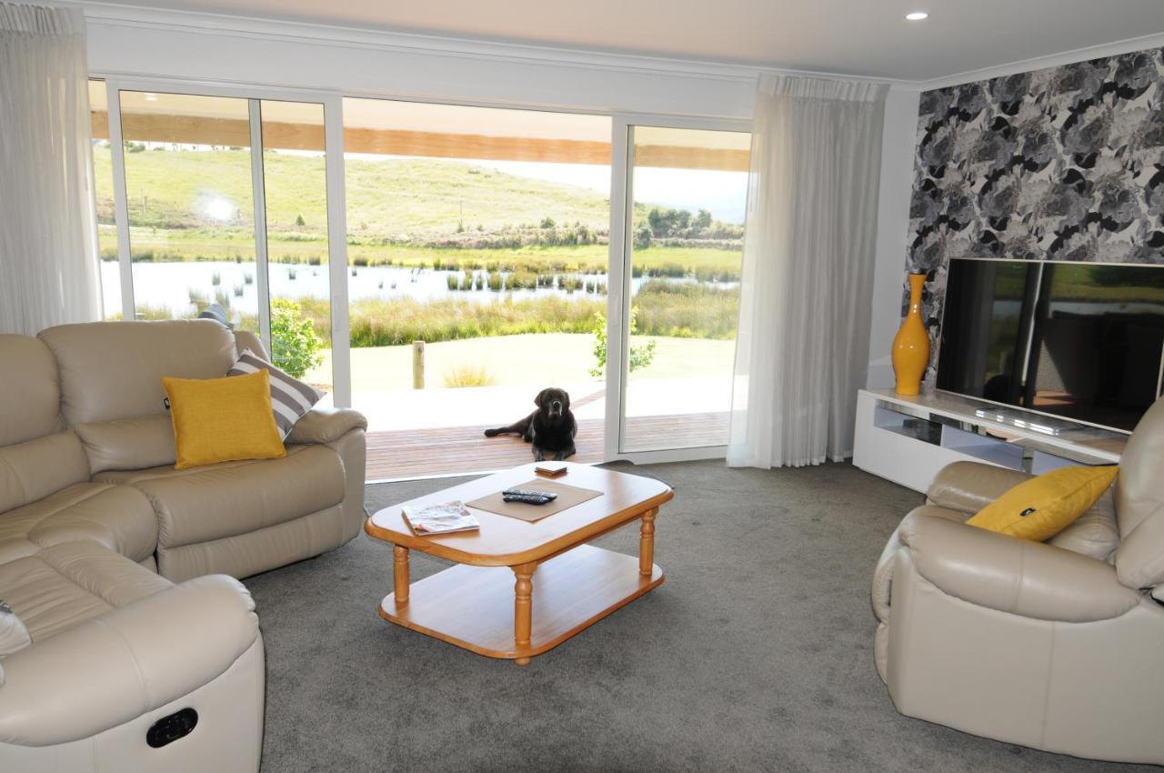 Cottage 45° South Te Anau Exterior foto